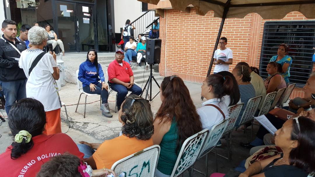 #AlMomento nos encontramos reunidos con las Comunidades de Casco Sur de la parroquia Casco De Turmero. #PresupuestoParticipativo2018 Escuchando las propuestas de nuestro pueblo. Trabajaremos de la mano del pueblo #EsPorTiMariño
