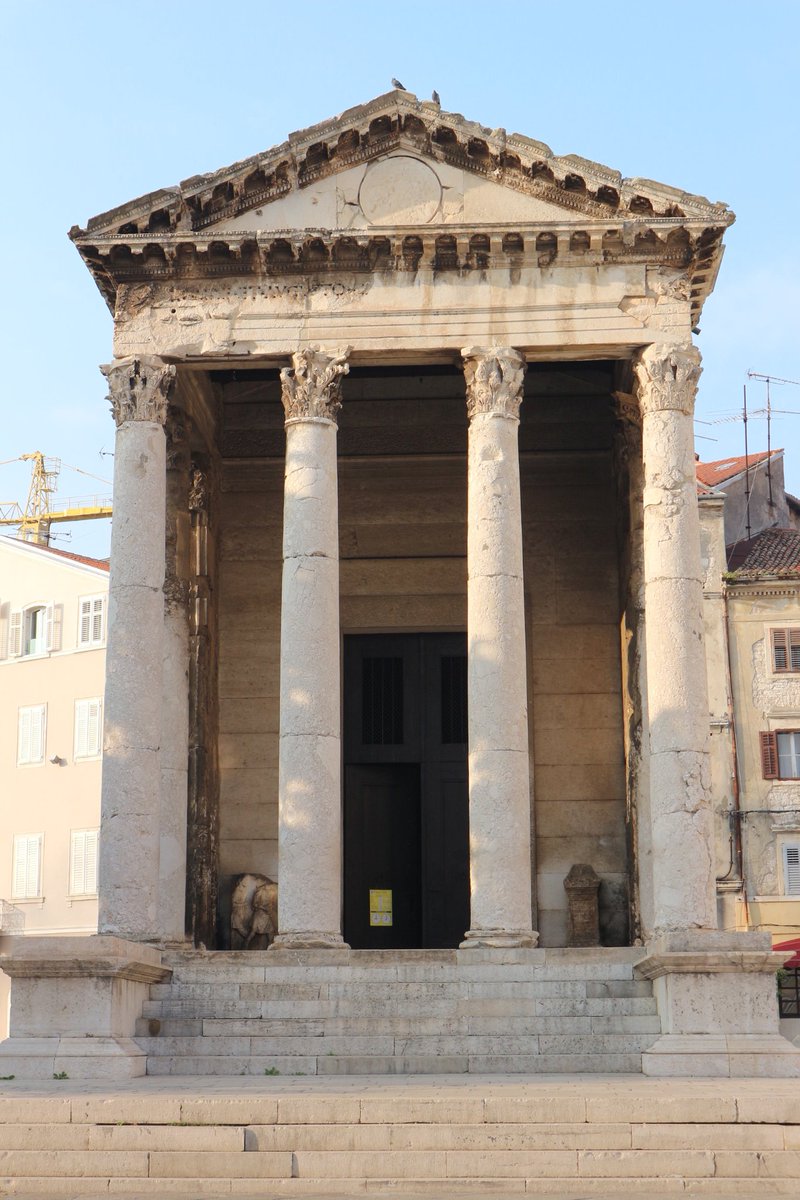 maraina81's tweet photo. Post ad alto contenuto decoarchitettonico! Vi parlo del foro romano di Pola e del tempio di Roma e Augusto:
https://t.co/PDzlQ66ztb https://t.co/zP0UfJ0Q3i