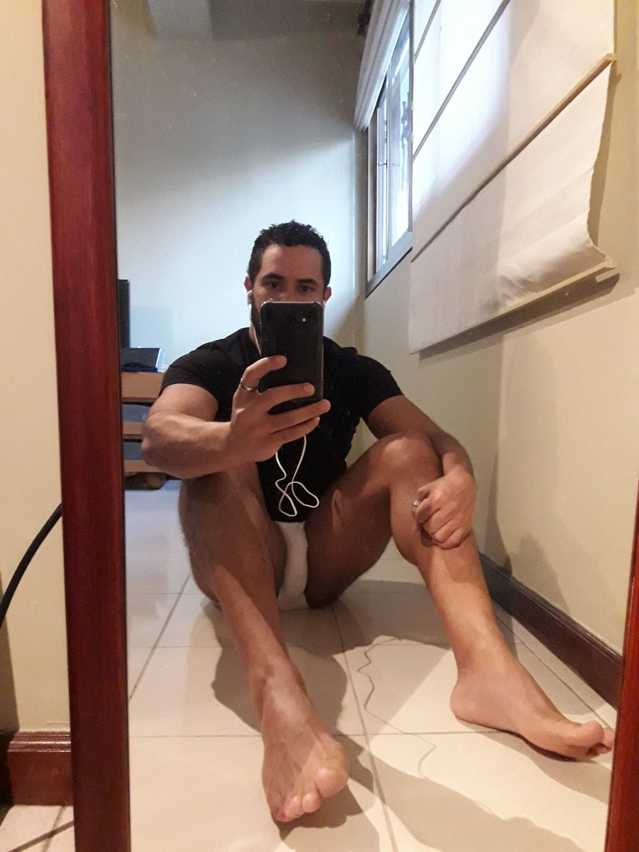 jorgeifrancisco's tweet photo. Será que me voy al gym hacer cardio? https://t.co/U47BQ4rpKF