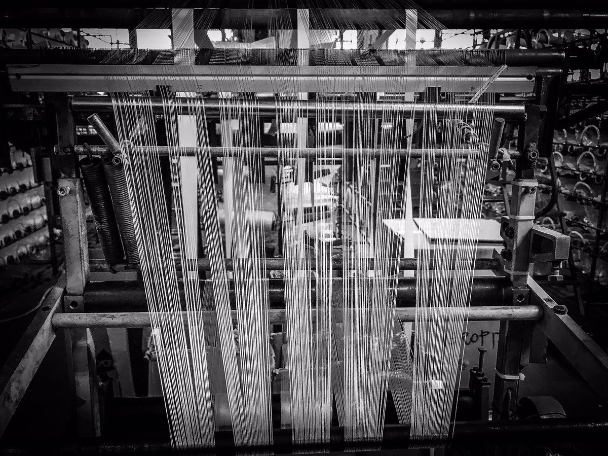 Cionfry's tweet photo. #PmiDay2017 in bianco e nero alla Veropiz di Arsago Seprio, industria tessile #PmiDayVarese #MadeinItaly https://t.co/DYJyTAbhuq