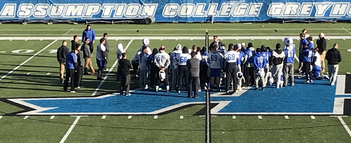 CoachMcGonagle's tweet photo. Not a better way to work off the Thanksgiving Holiday than a Friday practice for next round of NCAA Playoffs ... #HappyRound2 #NoDaysOff #HoundNation #ALL17🔵⚪️ https://t.co/h4P9N01zQx