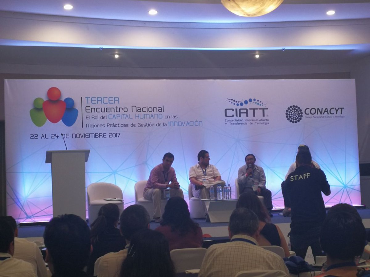 CITNOVA's tweet photo. Juan Escudero miembro de @InextiaCorp y exbecario de Programa de Incorporación de jóvenes maestros y doctores en la industria, expuso en el 3er Encuentro Nacional “El rol del capital humano en las mejores prácticas de gestión de la innovación” organizado por #CIATT y @Conacyt_MX https://t.co/GsOEj4fjCt