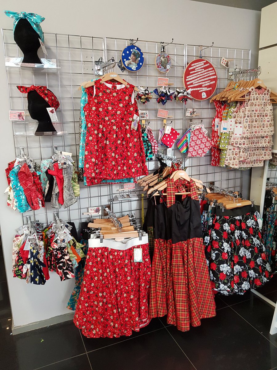 ayeayemissy's tweet photo. I have had a good restock and shuffle about in @CanterburyMaker in @Whitefriars_eu #Canterbury #handmadeinkent #vintage #repro https://t.co/iztFW8ayYx