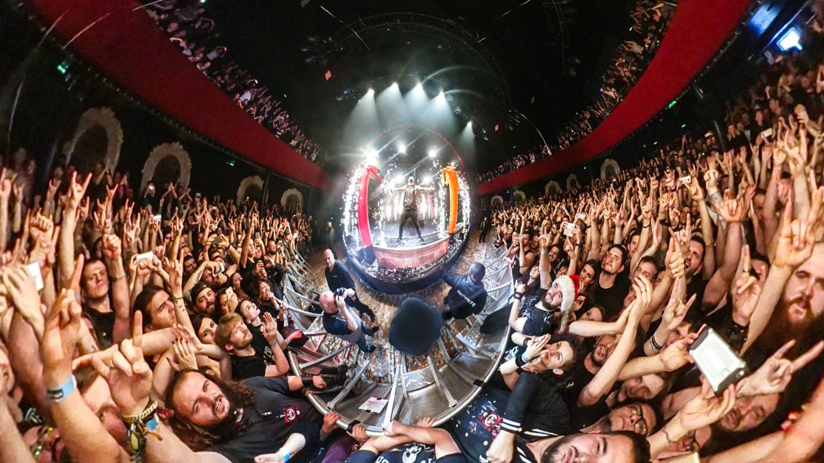 stonesour's tweet photo. We felt the love tonight Paris, we hope you did too! #StoneSour #Hydrograd https://t.co/v9IPlh16rB