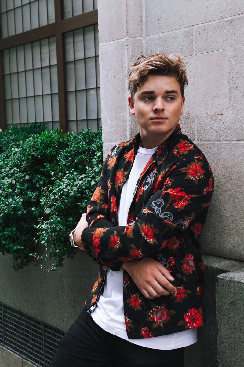 tinykrystal18's tweet photo. Block the haters. Show lots of love to him. Stick together. The Maynard fandom will live forever. @Jack_Maynard23 ❤️
#WeSupportJackMaynard #WeStandWithJackMaynard #WeLoveJackMaynard https://t.co/fBtBve3F81