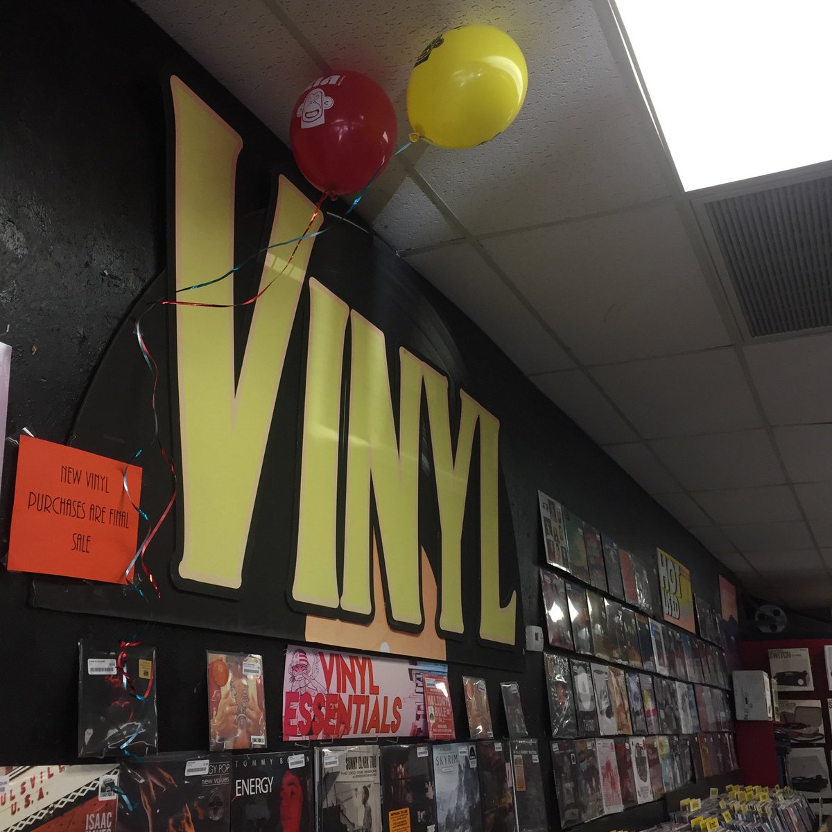 ZiaRecords's tweet photo. We've still got some awesome #RSDB exclusives, plus thousands of records in Tucson, Vegas, and Phoenix! https://t.co/chBKFLT2d5