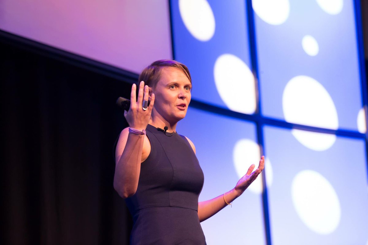 Six Figure Mentors tweet media