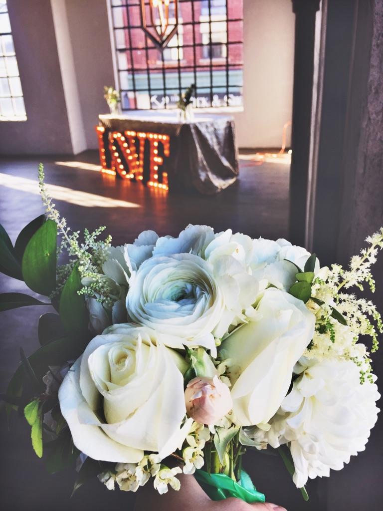 weddingfld's tweet photo. Speakeasy Love you say....that is exactly what you'll find at this prohibition era-styled event venue, @evokitchen in Cambridge that we had the pleasure of doing full-service florals and decorations for! #FLDevents #weddingdecorator #cambridgeweddings #eclectic #industrial https://t.co/9iJRRike56