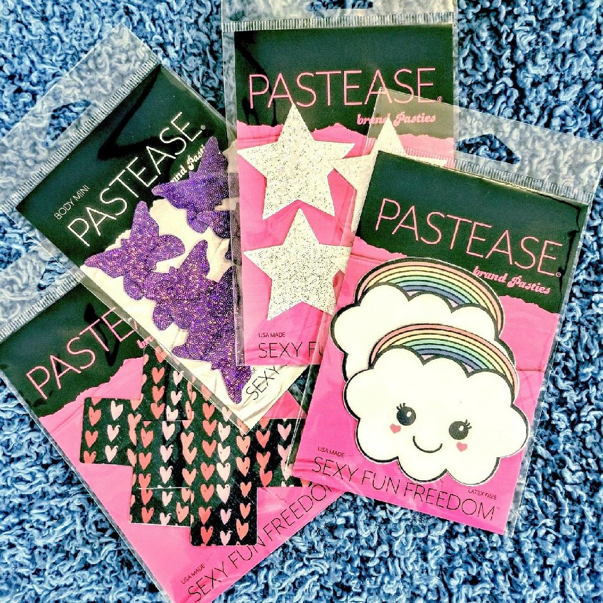 Stage_Gurl's tweet photo. Get your Box O' Pasties subscription or one time box! You'll get cool random packs of @pastease brand pasties every month. They're waterproof so they won't fall off when you sweat and made with medical grade adhesive so they're great for sensitive skin… https://t.co/8xeguosLje https://t.co/HzCfNFotkN