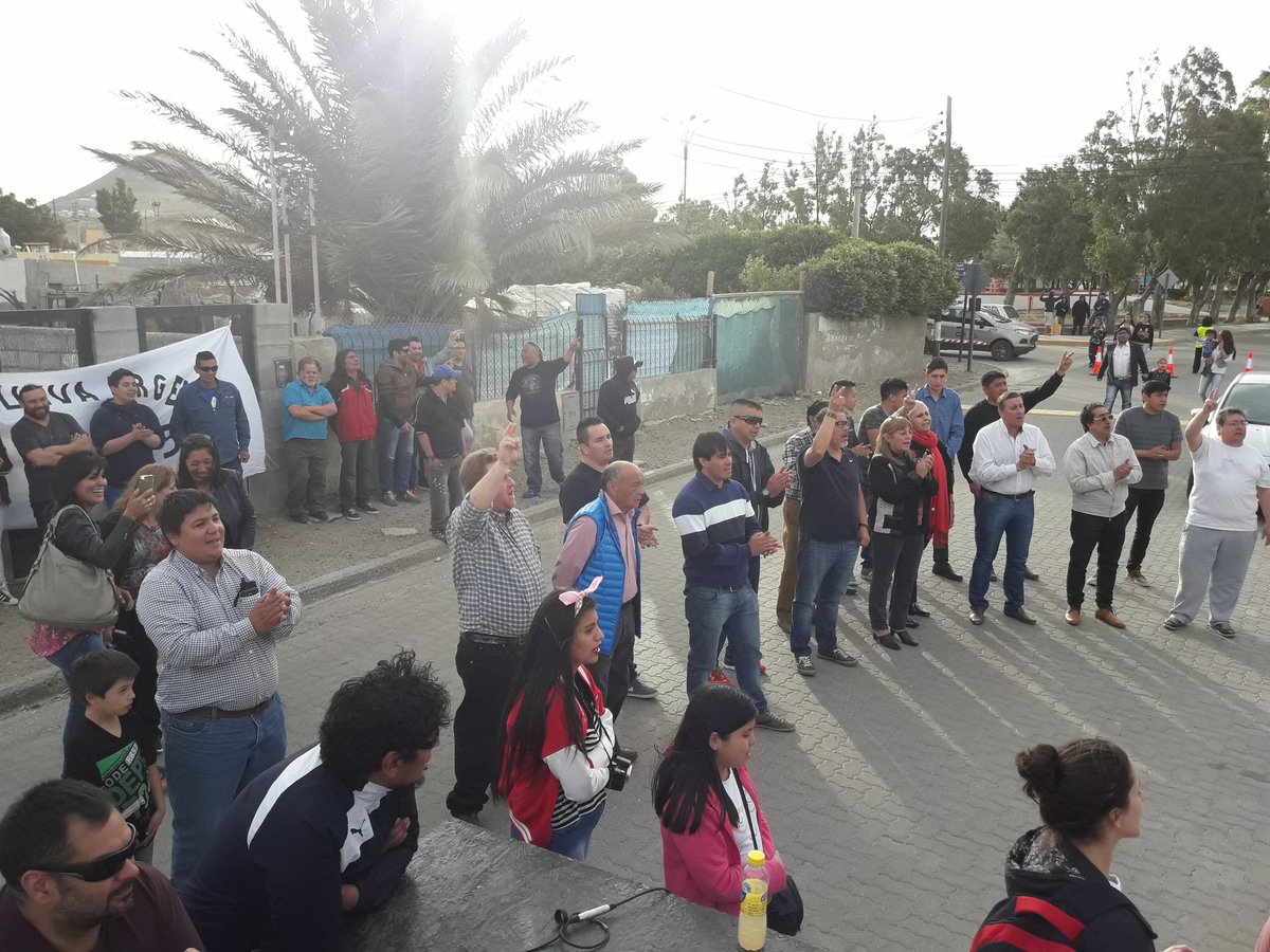 pjcomriv's tweet photo. ✌Con la presencia de autoridades partidarias locales,provinciales,consejales,unidades basicas agrupaciones peronistas,quedo oficialmente inagurada la U.B "LA NUEVA ARGENTINA" https://t.co/ioOqgkzOly