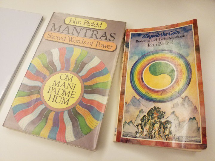 tsemtulku's tweet photo. Must reads during free time or rainy day https://t.co/kJQYC6HS3r