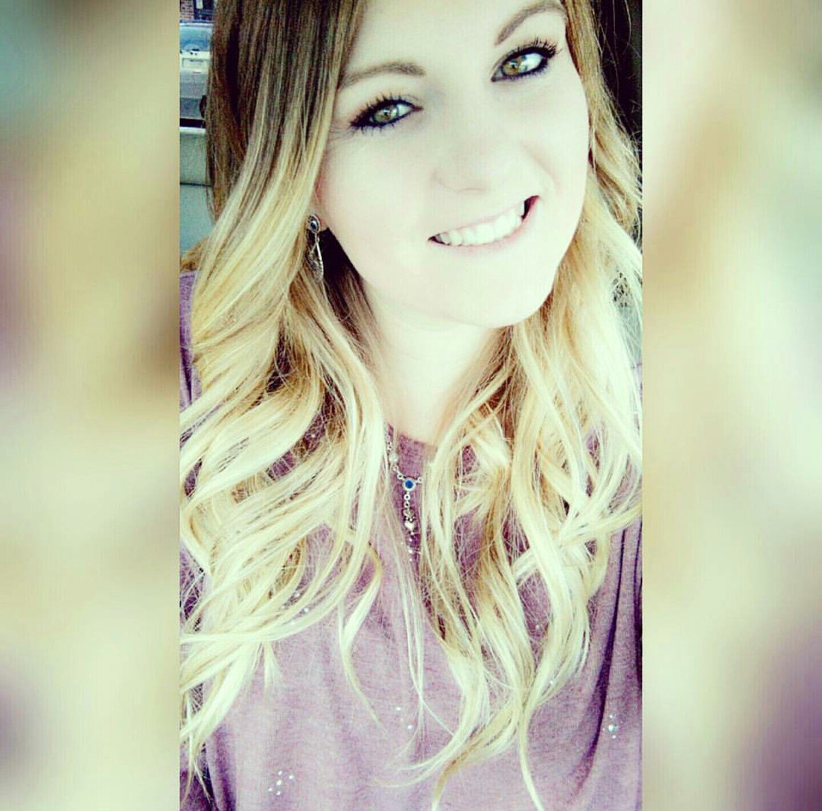 _kaiiitShaaank's tweet photo. 🎶Tangled hair and bruises on her knees
She wears her scars outside her sleeves
Always has a way of saying 'no way'
Some people don't get her, but that's okay
Move along boy
She's a tomboy🎶 https://t.co/aVkHL3PORl