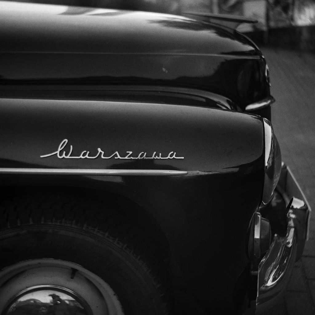 karwasz's tweet photo. Taka Warszawa.
Lubitel 166B, Ilford FP4+
.
#warszawa
#igerswarsaw
#naszawawa
#ilford
#fp4plus
#lubitel
#166b
#carstagram
#carsofinstagram
#gameoftones
#onfilm
#analogphoto
#analogphotography
#filmsnotdead
#istillshootfilm
#ishootfilm
#staybrokesh… https://t.co/0uRaE5JMiN https://t.co/pUtacjj0f7