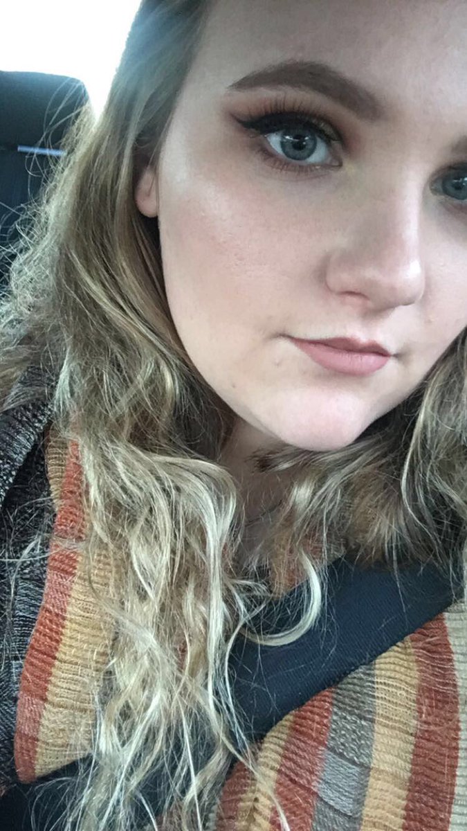 makeupbysamstew's tweet photo. Thanksgiving makeup π¦π #makeup #makeupartist #fallmakeup #thanksgiving #thanksgivingmakeup #nicolconcilioxvioletvoss #loracmattepro #tartecosmeticscontour #nyxbrows #milanifoundation #revlonlashes #tartecosmeticslippaint #urbandecayhighlighter https://t.co/k2k9H28VNH