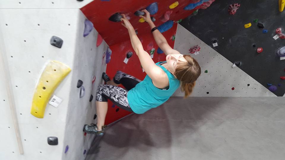 boulderprobs's tweet photo. Checking out the problems and routes at Bliss Bouldering and Climbing Complex. It's not #optoutside but supporting the local climbing gym works too, right? Had a lot of fun and would definitely come back. 🧗♀️#boulderingproblems #bouldering #climbing #climblocal https://t.co/00LSBh0Wsp