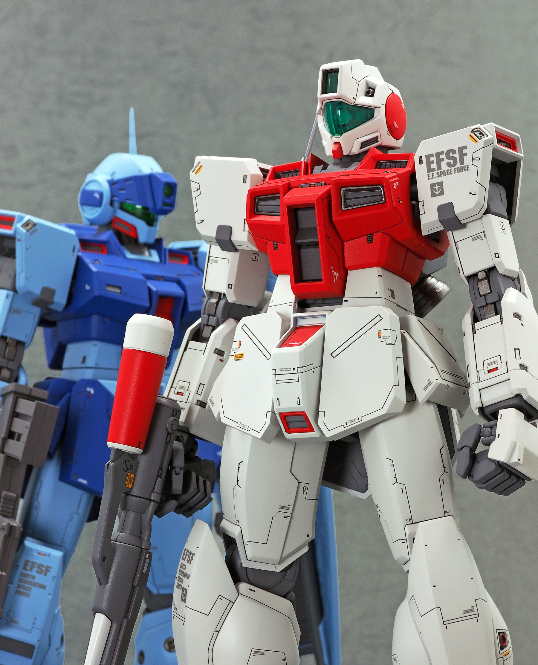 Amazon.com: MG 1/100 ジム・コマンド(宇宙戦仕様) プラモデル