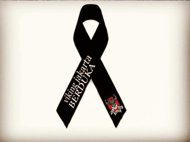 Inalillahiwainailaihiroaziun..turut berduka cita a @rendy_vj33 @vikingjakarta semoga alm dicaangken alam kuburna ditampi iman islamna ,semoga keuarga yang ditinggalkan dibrikan ketabahan, amin🙏🙏🙏