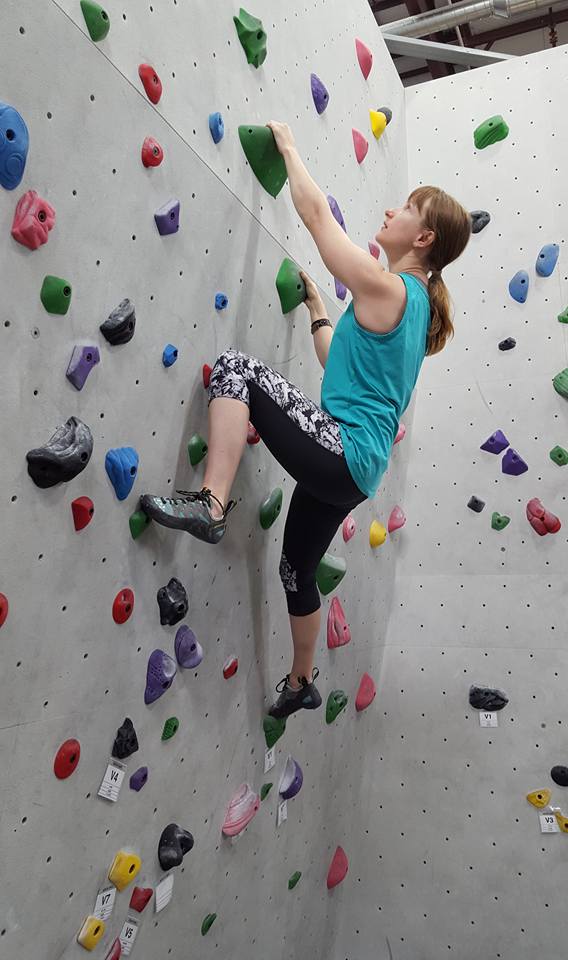 boulderprobs's tweet photo. Checking out the problems and routes at Bliss Bouldering and Climbing Complex. It's not #optoutside but supporting the local climbing gym works too, right? Had a lot of fun and would definitely come back. 🧗♀️#boulderingproblems #bouldering #climbing #climblocal https://t.co/00LSBh0Wsp
