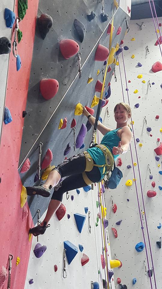 boulderprobs's tweet photo. Checking out the problems and routes at Bliss Bouldering and Climbing Complex. It's not #optoutside but supporting the local climbing gym works too, right? Had a lot of fun and would definitely come back. 🧗♀️#boulderingproblems #bouldering #climbing #climblocal https://t.co/00LSBh0Wsp