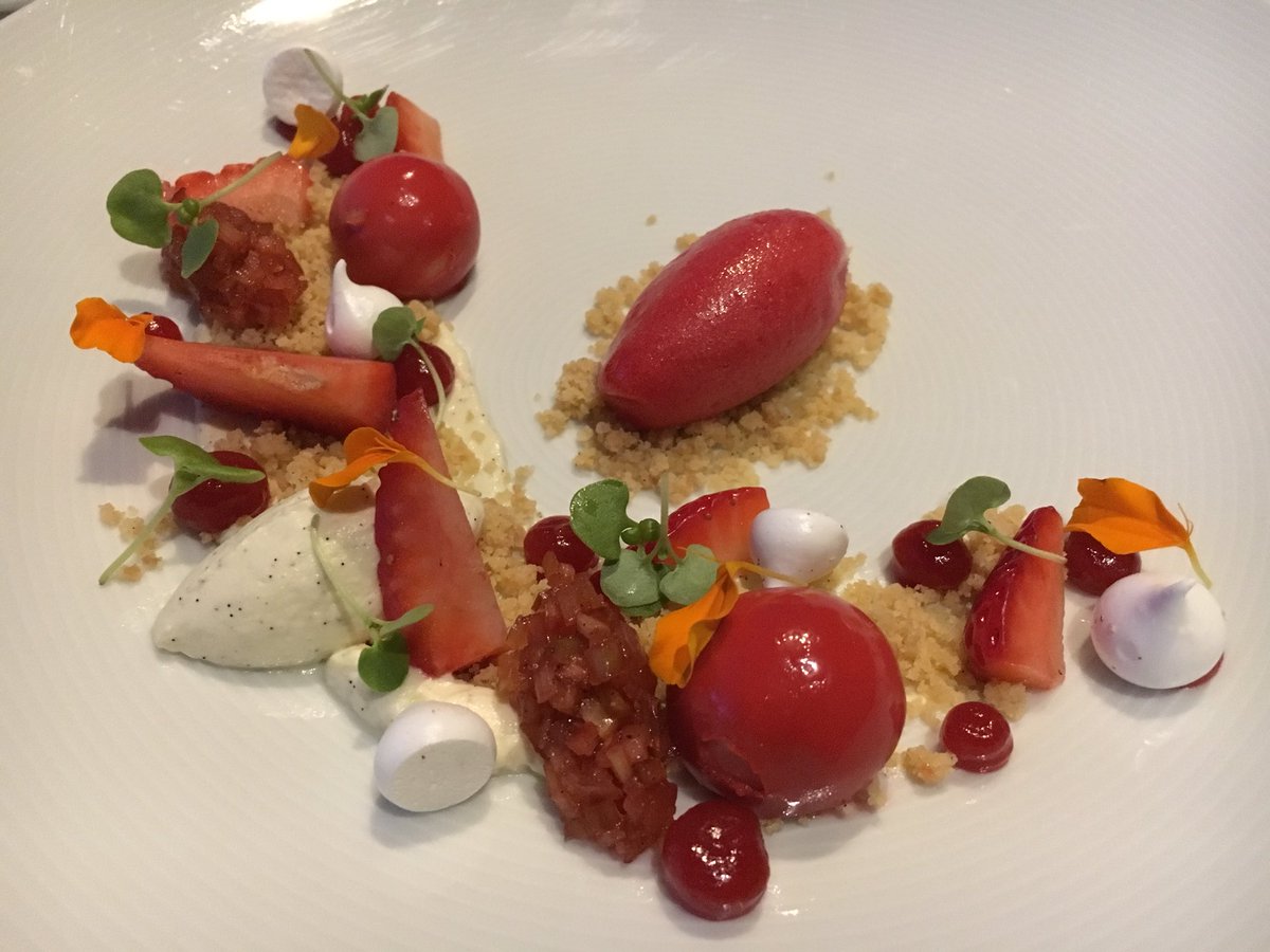 CaraSantaMaria's tweet photo. I missed the boat on a timely Thanksgiving post. I was in NZ, so we didn’t really celebrate. But I’m grateful for love, friendship, fulfillment, and yes, humanity. And I’m grateful for the incredible staff at the @Blanket_Bay lodge in Glenorchy, South Island. #ThisFoodThough https://t.co/FxcmJeKXnZ