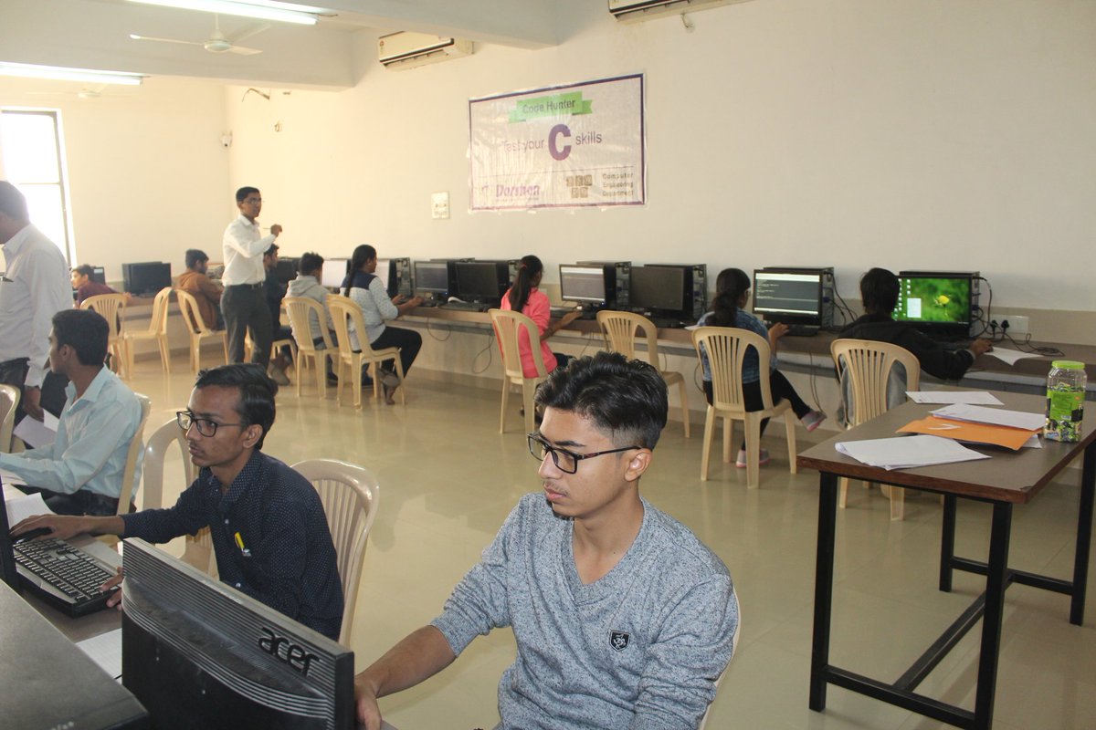 DarshanUniv's tweet image. #cskill #msoffice #Scratch #IoT #oneday #workshop