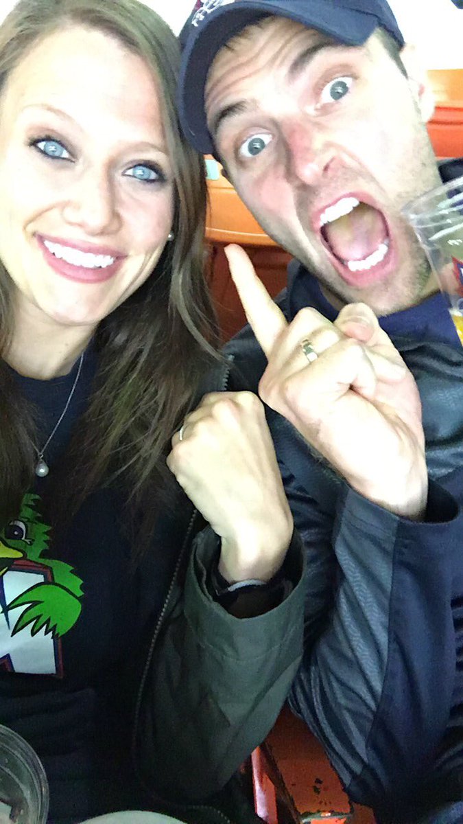 KyNettleman's tweet photo. #kwingsphoto #gokwings https://t.co/RgryorA2Zp