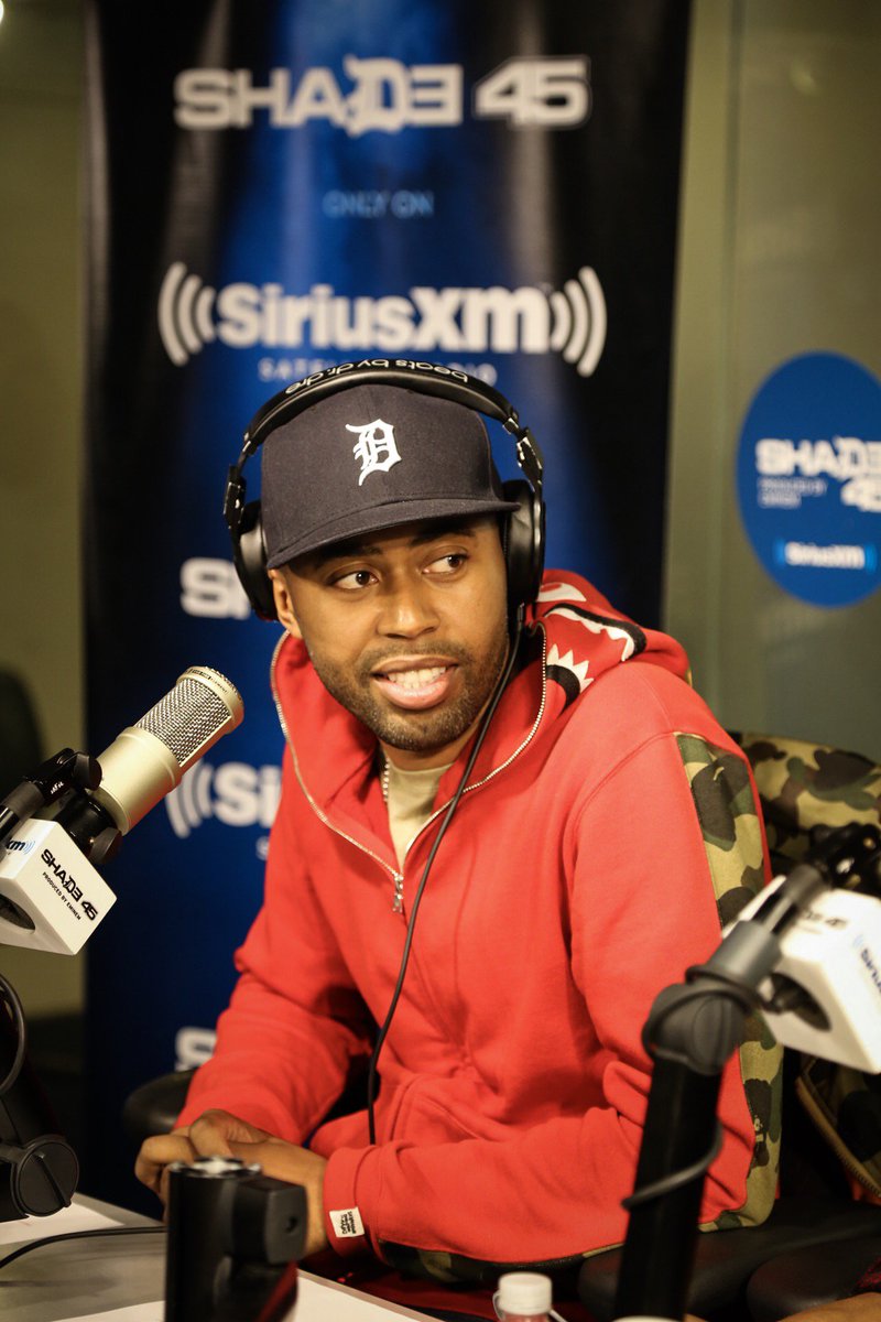 GrayRizzy's tweet photo. WHAT UP DOE?!? #weOutchea with some of Detroit’s finest @Ro_Spit + @14KT aka @RSXGLD on @shade45! Tune in now!!!! #FirstPlaySXM https://t.co/0zfG9egI5b