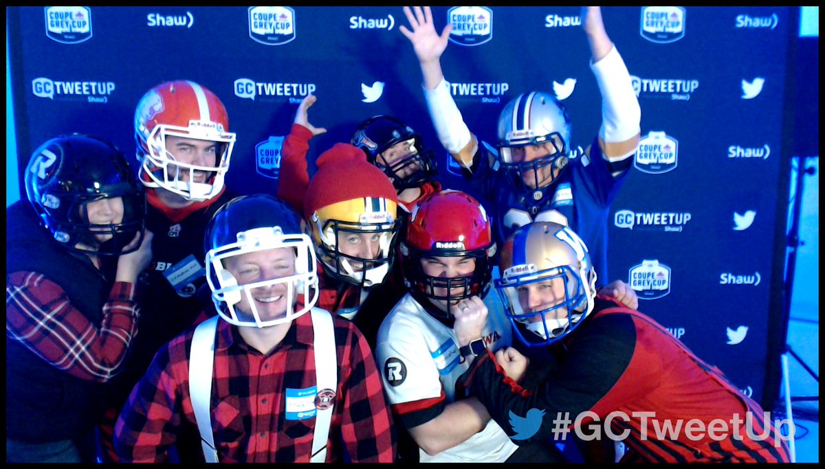 GCTweetUp's tweet photo. Having fun at #GCTweetUp with @xcanada and @CFL! #GreyCup @JesseWestwell @FleckJordon @LumberJoes @lordele @kwhateverman https://t.co/SYrg180pye