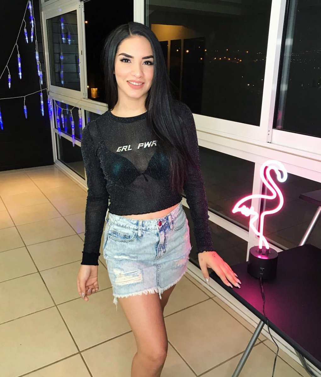 50 mil rt y me lo pinto de nuevo de negro, la pongo difícil para que no llegue 🙆🏻‍♀️🌸