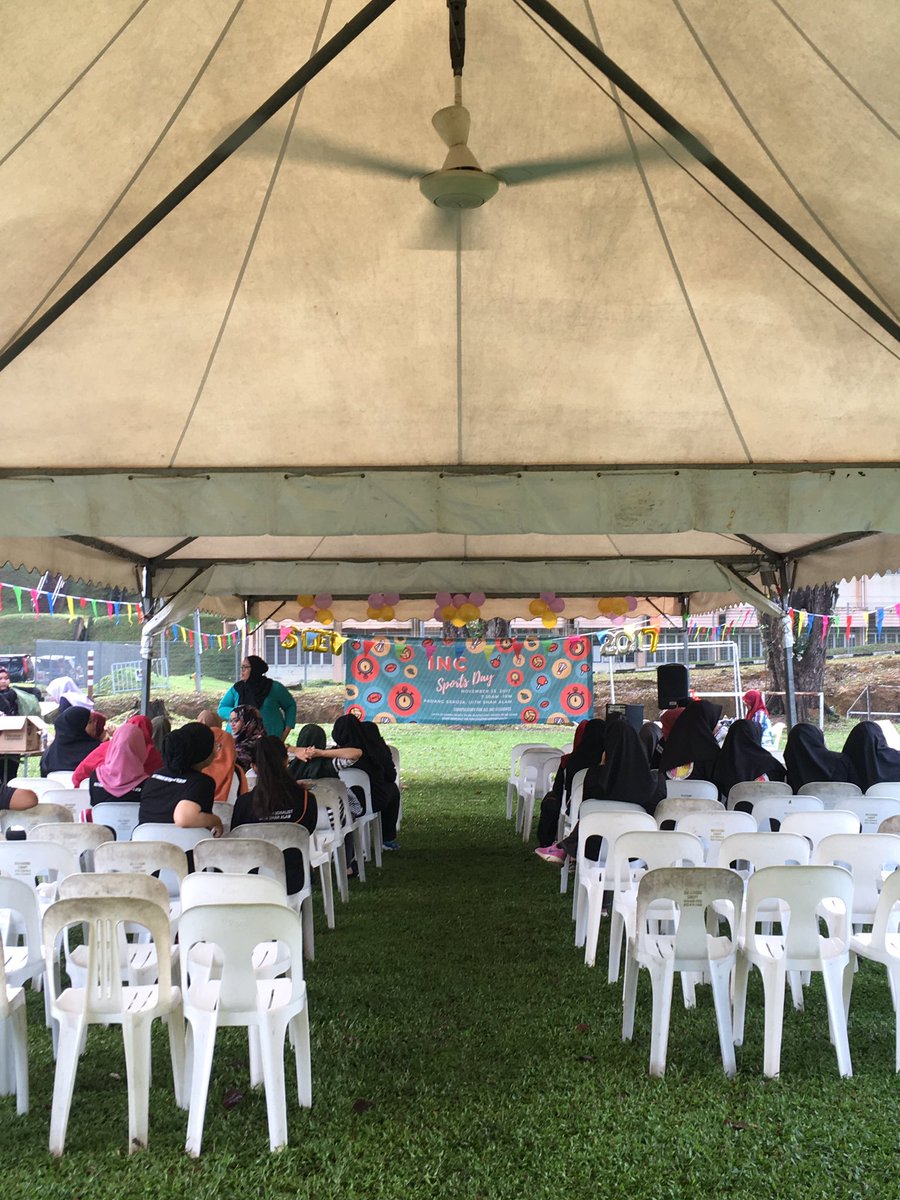 seed2k17's tweet photo. INC Sports Day is todayyyyy 🎉🎉🎉🎉 https://t.co/eX3MQp4CRF