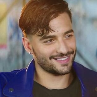 Maluma2467's tweet photo. Vo este pibe hace todo bien canta como los dioses actúa divinoooo es hermoso lpm es un puto genio https://t.co/L24K9Ppf7z