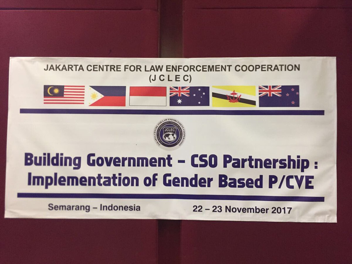 JacquiTrue's tweet photo. Govt partnership &amp; recognition of CSO knowledge &amp; practice is crucial 4 upstream prevention of violent extremism #GenderCVE @dfat  @MonashUni @GpsMonash @adggovau @AusAWG  @RubyKholifah https://t.co/JhM6bW0UO7