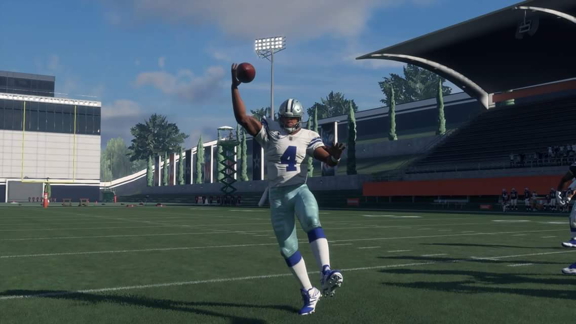 PX1CowboyNation's tweet photo. #Cowboys put in hard work during the bye week to get ready for the divisonal game against the #Giants. David Irving back from injury https://t.co/JpwyfTpdSk