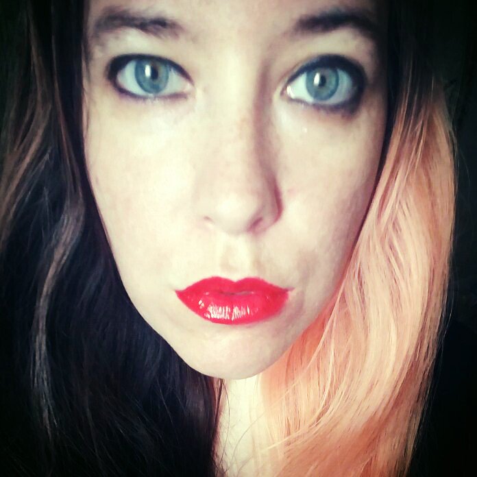 MistressHarleyQ's tweet photo. Hard to resist My dreamy eyes and full lips, isn't it? 
It takes so much to finally look away.. 
you want to be Mine 🕸️

#Findom #FF #BlueEyes #BigRedLips #Hypnotic #Trance #CaughtInMyWeb
@RT4FD @RT_Loser @find0m @rtfindom https://t.co/Kedk27cTxV