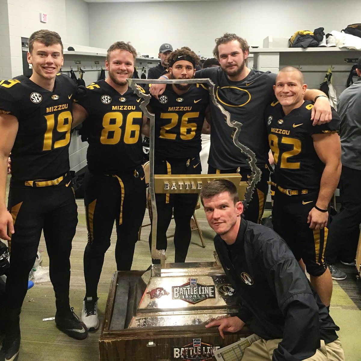 LSnapDad_JWork's tweet photo. We watched from Seattle @MizzouFootball win in Arkansas a hard fought game!  The  specialist group all made contributions - great work ethic and coaches that stuck with them! @CoachJRut Earned a bowl berth!!!! @MattWigleyLS @libertypatsfb @JWorkmanSnapper https://t.co/v5z68oKPKl