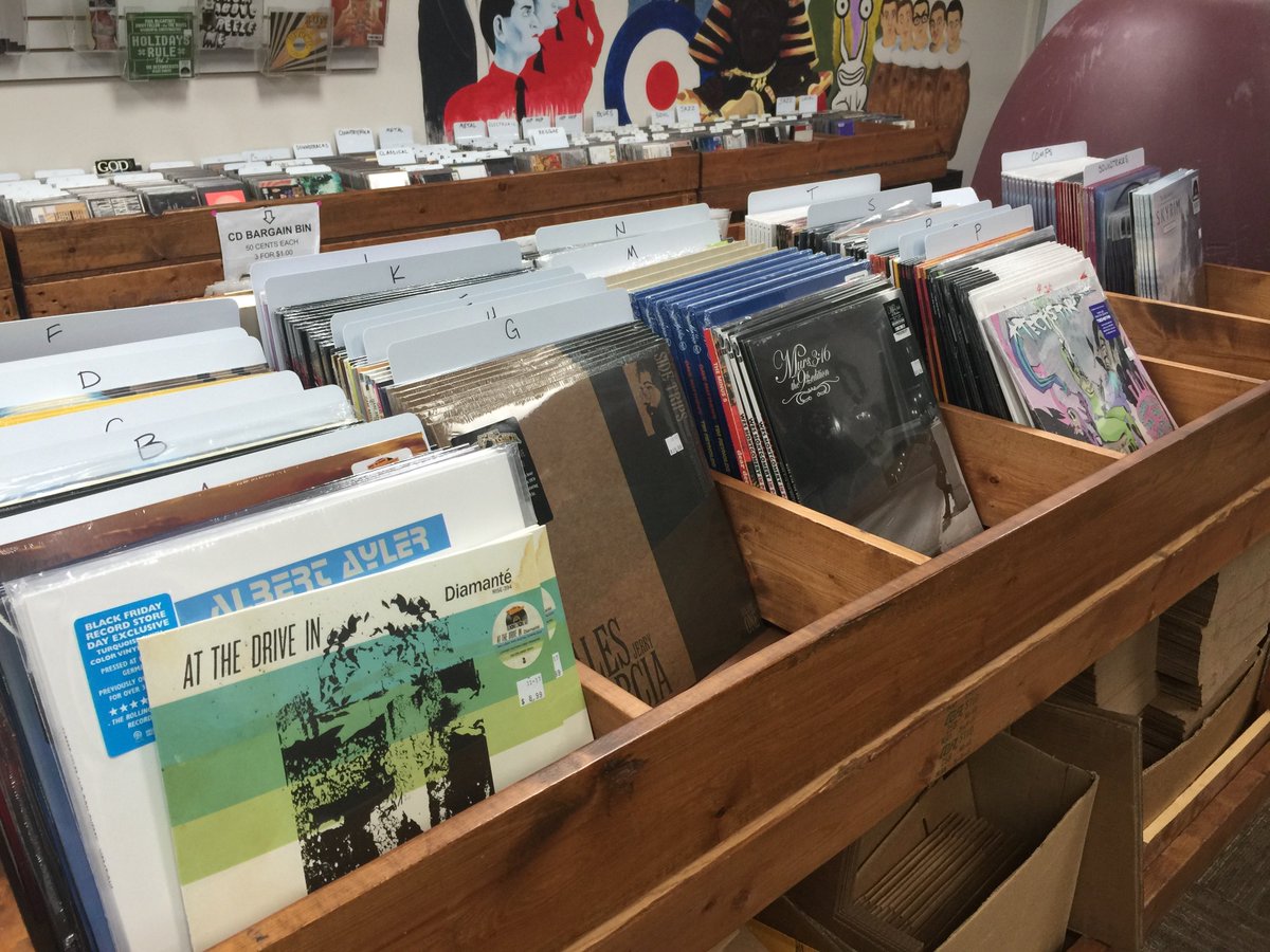 SatelliteKzoo's tweet photo. Didn't want to fight the #BF2017 crowds? Small Business Saturday is tomorrow and we still have a TON of amazing releases we set aside just for the event. Tomorrow we'll have some great deals! $1 off new vinyl as well as buy 3 get 1 free on used vinyl. #RSD #Vinyl #record #Kzoo https://t.co/UsHJMpaPXh