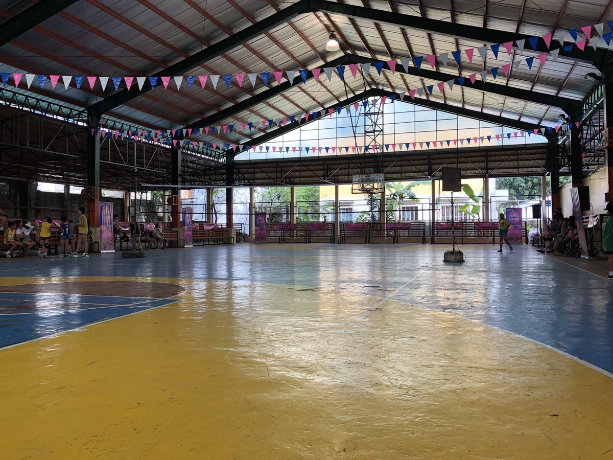 crosscourtph's tweet photo. Head now to Barangay Fairview Park, QC for today’s #BarangayCreamlineVolleyFiesta!

Learn from and play with your favorite @CoolSmashers by simply buying P200 worth of Creamline products here at the venue. 

Session starts at 11am. See you! 🏐🍦 https://t.co/FA0Cpg3v2V