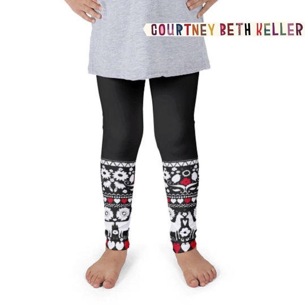 1LtlPrintShop's tweet photo. Yes I do have kids leggings! 😍 I especially love these folk llama leggings, perfect for cold weather! #kidsleggings #holidayshopping #gift #kidsgift #llamaleggings #folkllama #folkpattern #llamadesign #floralpattern #olpsli #olpstw #licensingartist #textiledesign #freelanced… https://t.co/4EjAalEfZp