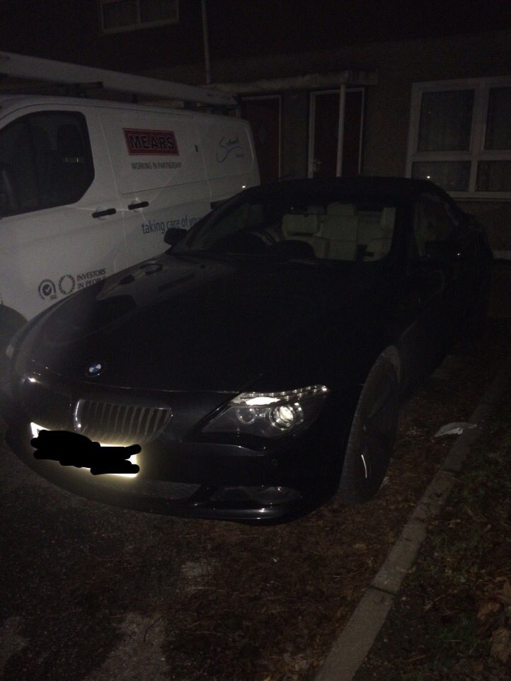 MPSNewham's tweet photo. LOS #BMW stolen last week by means of distraction theft located and reunited with owner #happydays #police #ERTPC https://t.co/T9Wxt5gh80