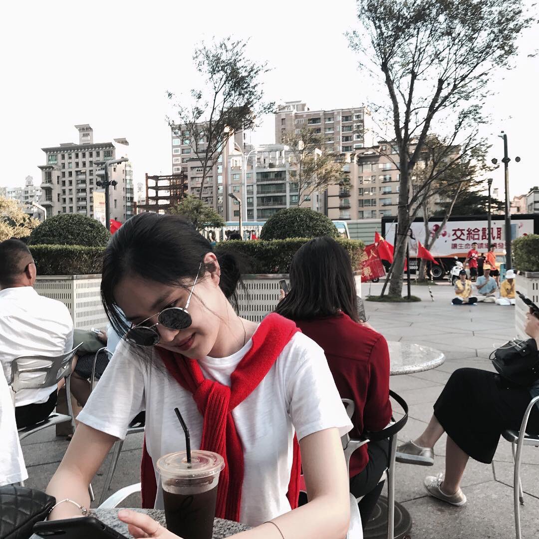 Saturday break. 🍒