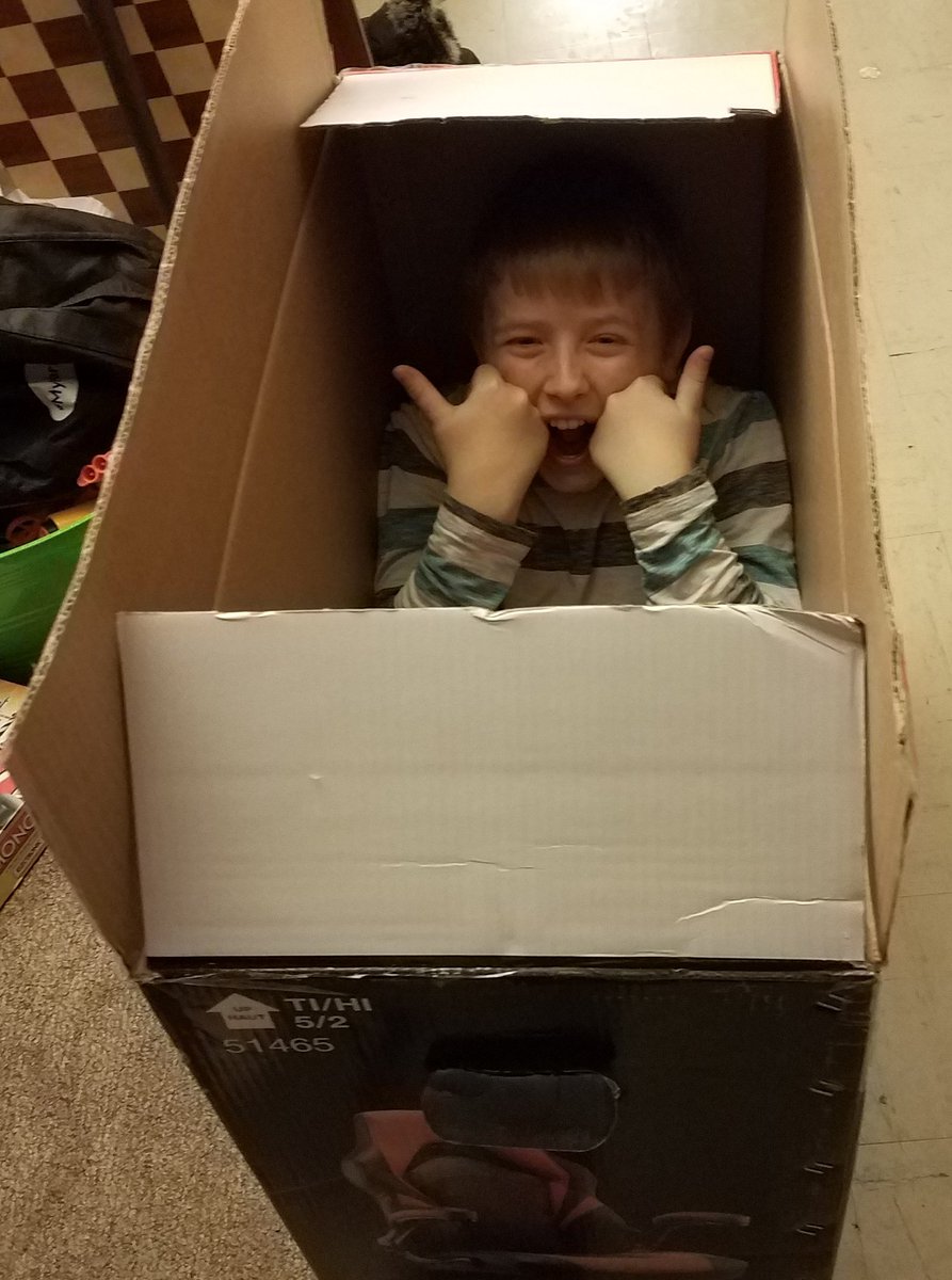 bhawkkaren's tweet photo. 12yrs old n still loves to play in a box https://t.co/RJJXgTonHi