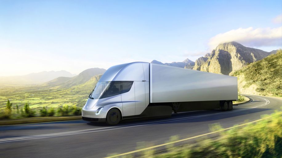 TerrysAutoRepai's tweet photo. This ex-trucker has some questions about the Tesla Semi https://t.co/kqwxGU6n9L https://t.co/6WKawdd2CR