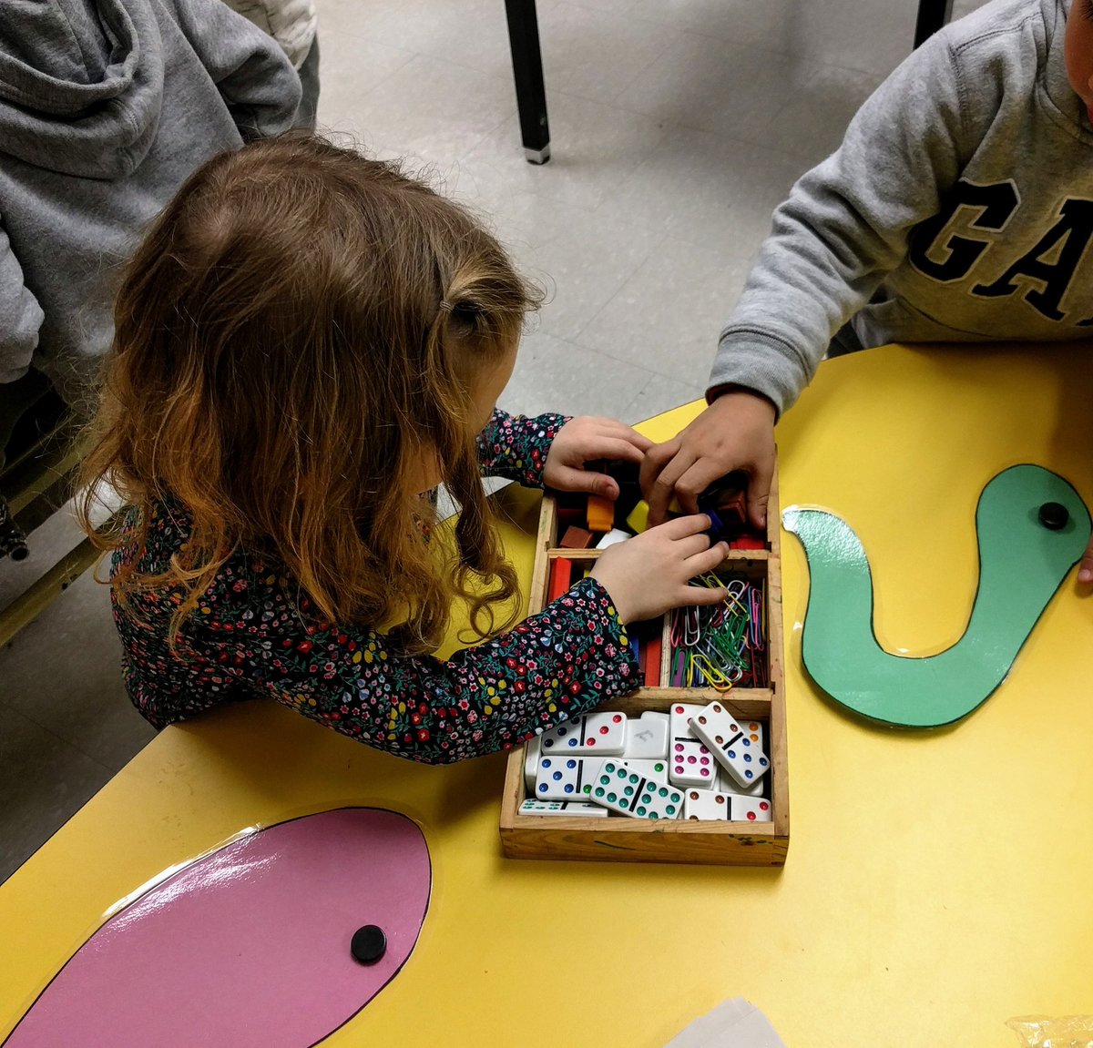 e_finlan90's tweet photo. Ss had fun today exploring #nonstandard #measurement with creatures of the sea. #gonefishing https://t.co/KOhTPAS8c8
