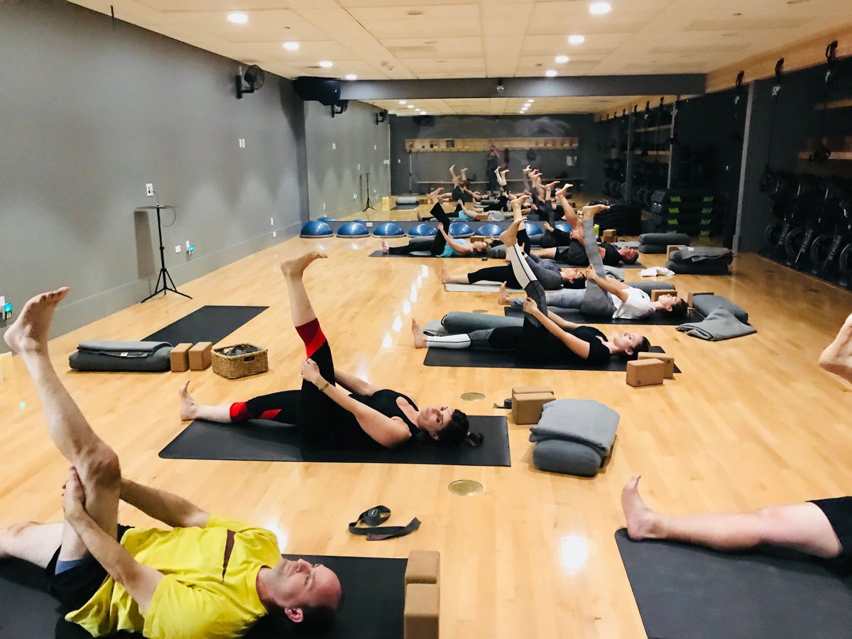 Sahqyoga's tweet photo. Everyone needs some hamstrings love π #stretchitout #recoveryyoga #relaxation #soften #thisisyoga #risewithSA #yoga @katejayneyoga @sahqyoga @sportsacademyhq https://t.co/1UGYFtIzME