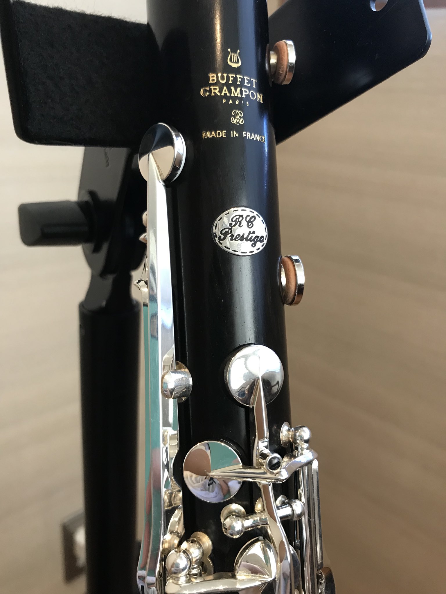 管楽器専門店 永江楽器 クランポン アルトクラリネット Prestigeは 色彩豊かで中音域 低音域の音色が美しく より表情豊かな表現力を可能とした楽器でございます 只今 特別価格にてのご案内となります この機会に是非お試し下さいませ ﾟ