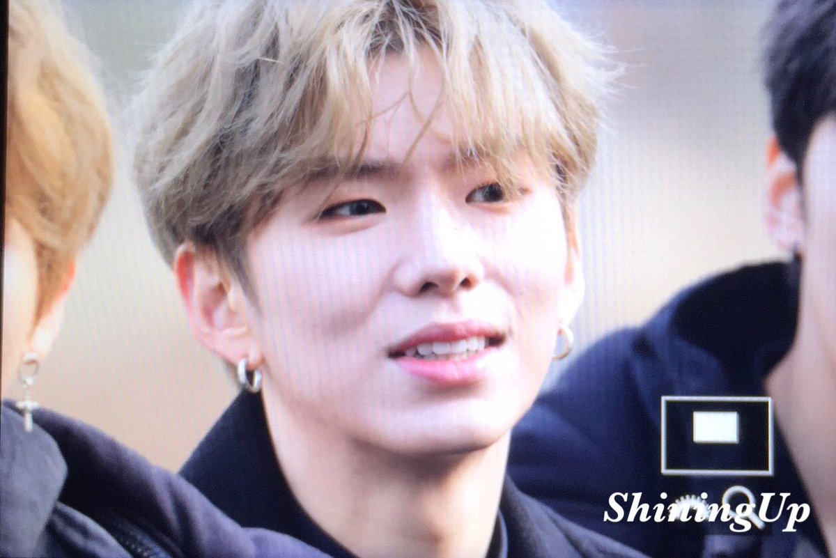 171125 미니팬미팅💖
#기현 #kihyun #몬스타엑스 #MONSTA_X #DRAMARAMA 
@OfficialMonstaX