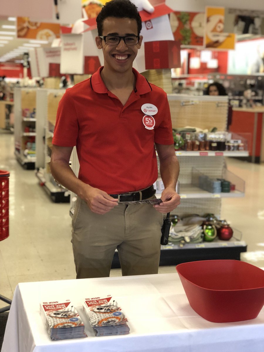 kelseypearson47's tweet photo. Proud of each and every one of my #T1115 team members for their hard work this Q4 - especially over the last 48 hours! #Worksomewhereyou https://t.co/W8Vua0dfGO