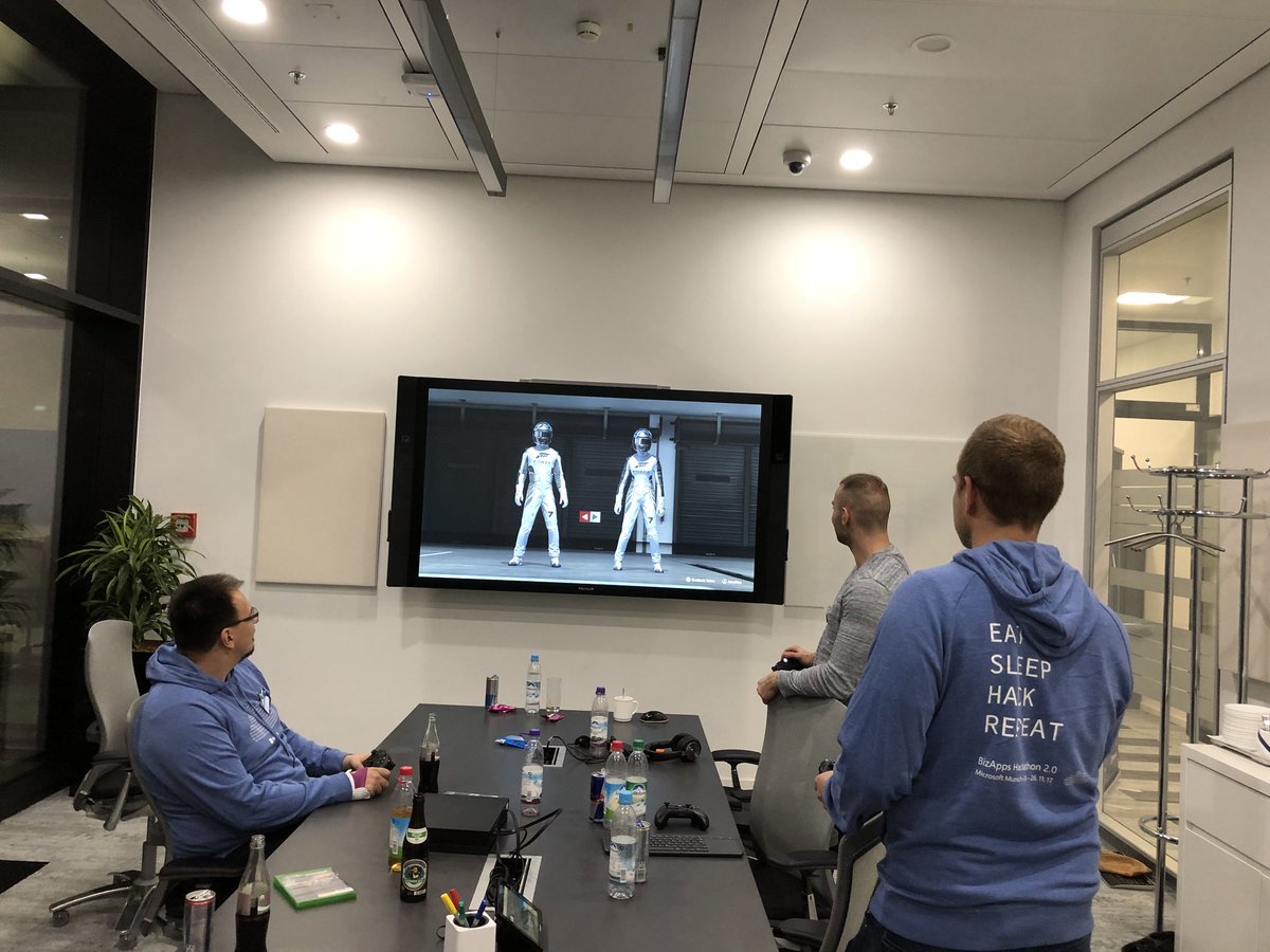 Chris_Mainka's tweet image. #d365hack #timetoplayxbox