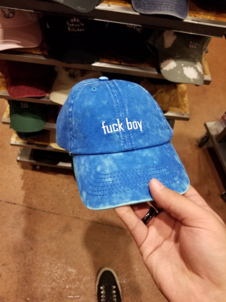 ThatGayBrownGuy's tweet photo. I found my ex's hat #Ex #YeahSweetieIMeanYou #SorryNotSorry https://t.co/371MaIjP0u