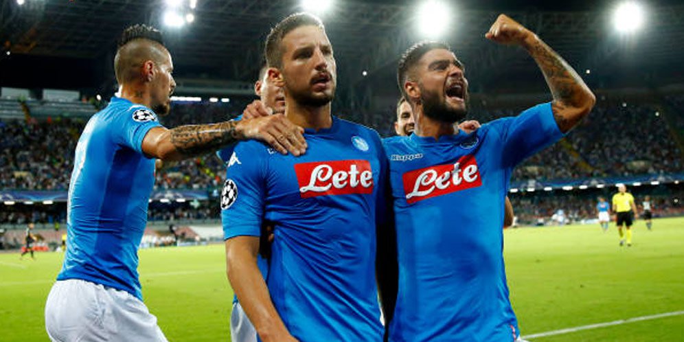 Bolanet's tweet photo. https://t.co/xBhqQ276hY - San Paolo Hampir Pasti Penuh Untuk Napoli vs Juventus https://t.co/ElkeyBZS56